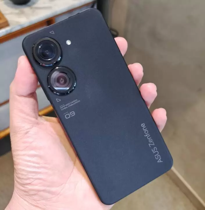 Asus Zenfone 9